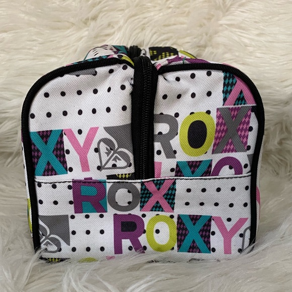 Roxy Toiletry Everyday Bag - Picture 4 of 8
